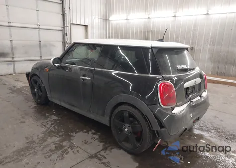 2015 Mini Hardtop Cooper from USA, damaged, VIN WMWXM5C5XF3A56574